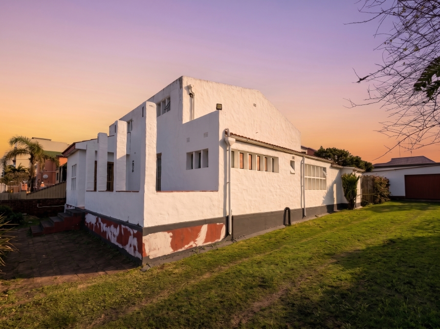 5 Bedroom Property for Sale in Quigney Eastern Cape